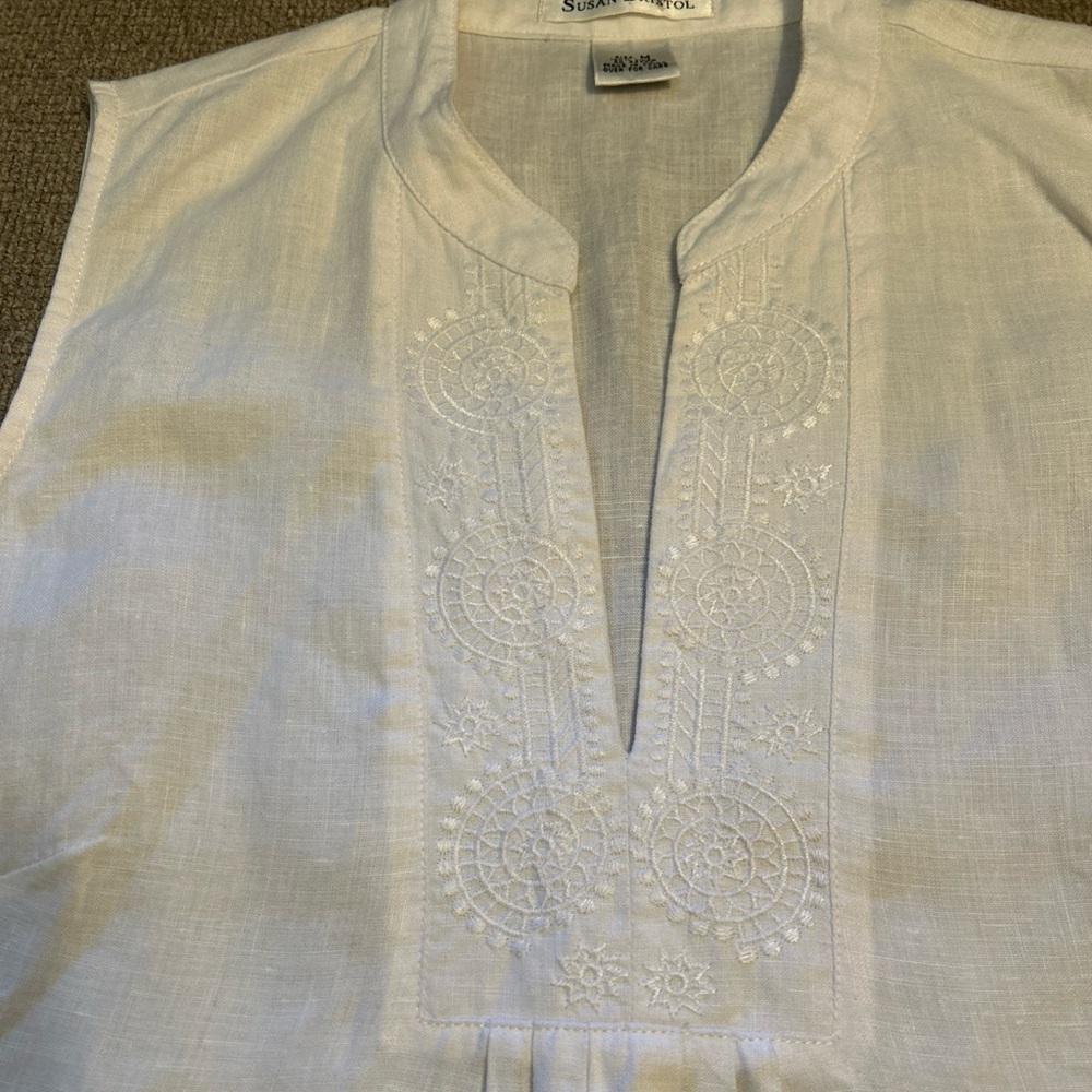 Susan Bristol White Linen Tunic Top 100% Linen V-Neck Embroidered Sleeveless M